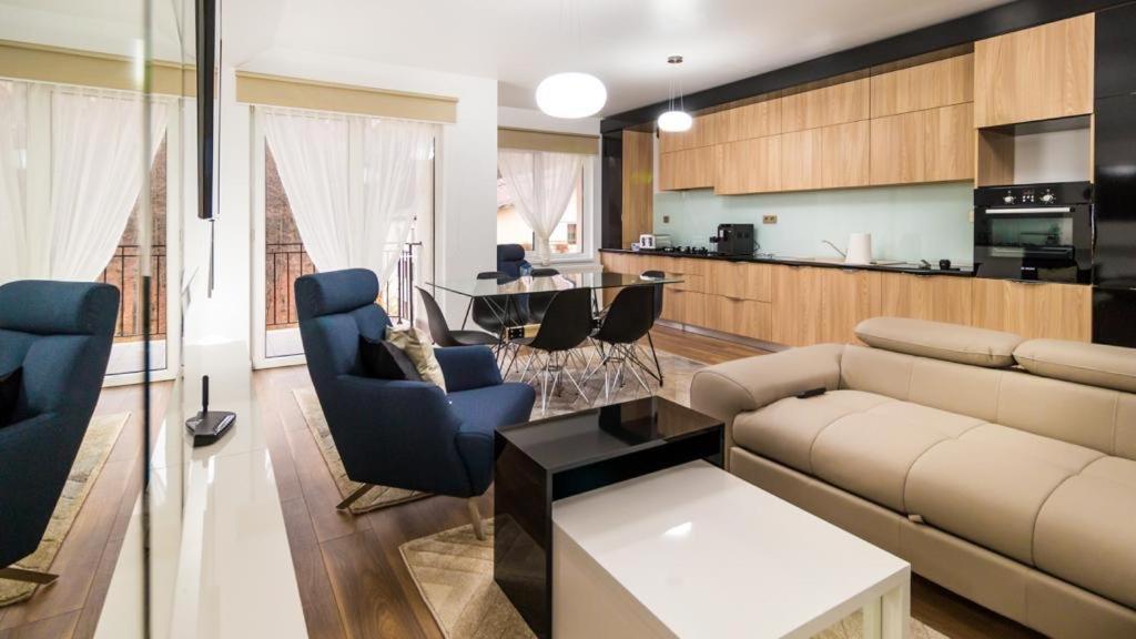 Dumbrava Residence Sibiu Luaran gambar
